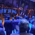 Javier Milei cerró su gira en París con un cocktail en la Torre Eiffel con gobernadores, empresarios y música clásica