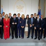 Gobernadores con acento francés y algo más: en París pidieron “aflojar hasta abril”, hablaron de “derrame” y que están bajando impuestos