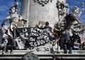 Francia suspendió las clases tras semanas de protestas estudiantiles con más de 200 heridos