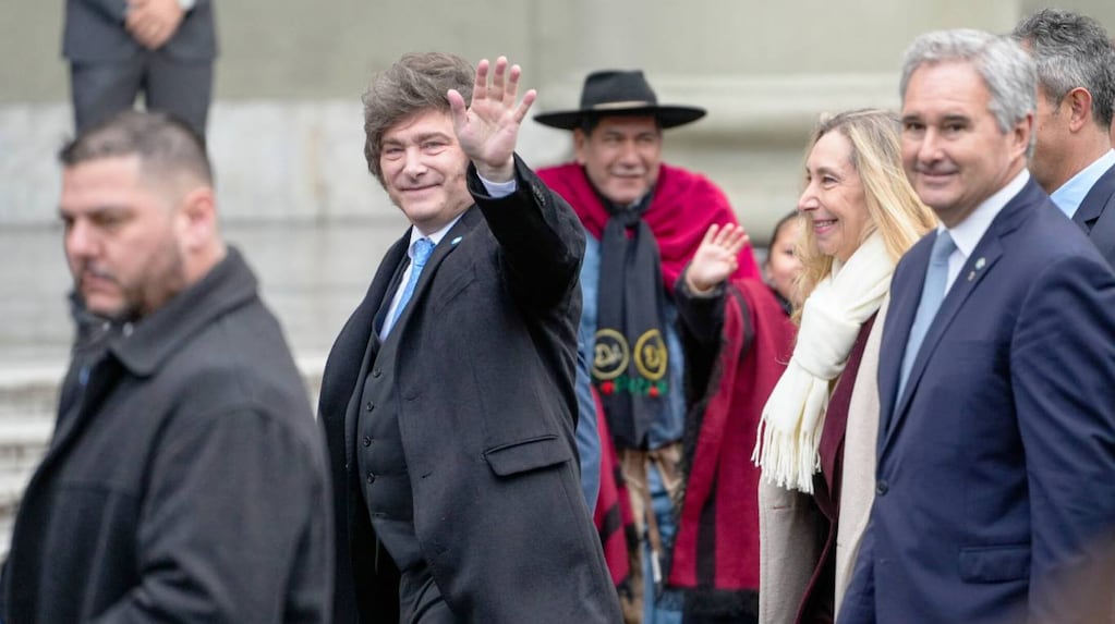 Javier Milei saca al Gabinete a las provincias y prepara visitas a Zárate, Neuquén y San Juan