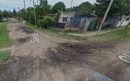 Moreno: hallaron muerto a un hombre con más de 20 puñaladas y detuvieron a su esposa y a una de sus hijas
