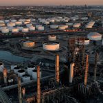 El petróleo superó los US$115 por barril y tocó su valor más alto en seis meses