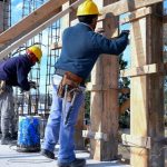 La economía repuntó en agosto, pero los analistas creen que no alcanzará para evitar la recesión técnica