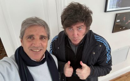 Milei salió a respaldar a Caputo: “Hay que estar completamente loco para pensar que va a salir del Gobierno”