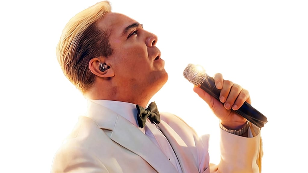 Cristian Castro, quien recibirá el Premio Billboard a la Trayectoria Artística y actuará en la gala de los Premios Billboard de la Música Latina, que se realizará el 22 de octubre en Miami