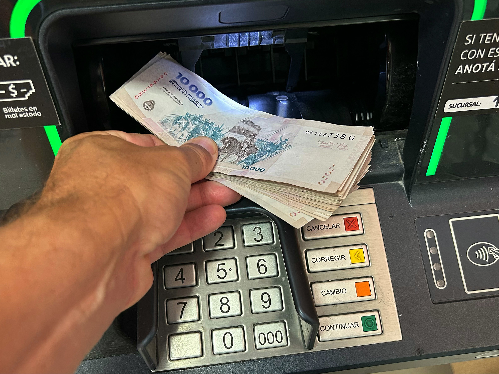 Banco Provincia: el 36% de las cuentas sueldo analizadas agotó el salario para el día 10