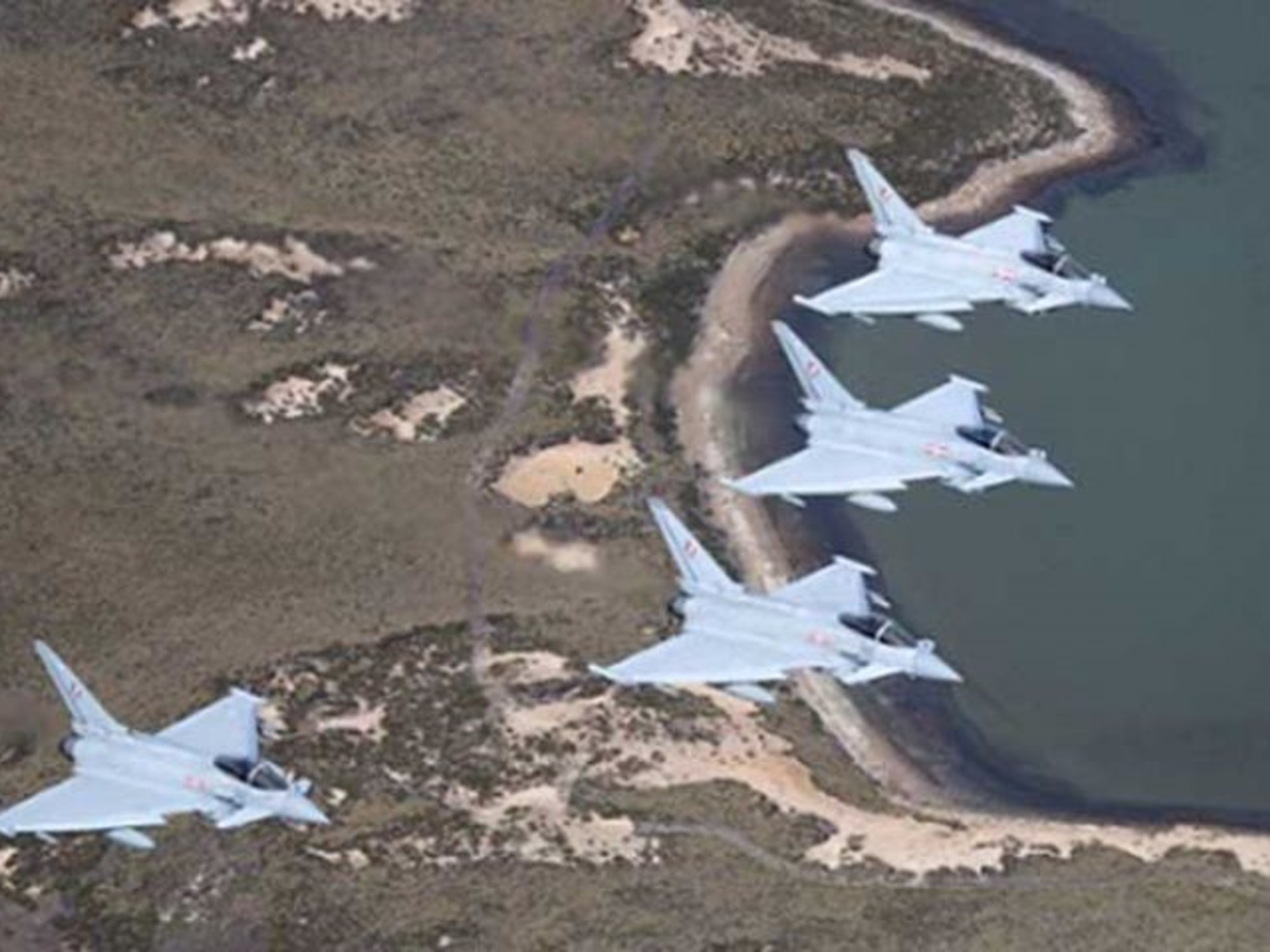 El Gobierno denunció a Thales, contratista de las Fuerzas Armadas, por vuelos sin permiso a Malvinas y pidió decomisar el avión