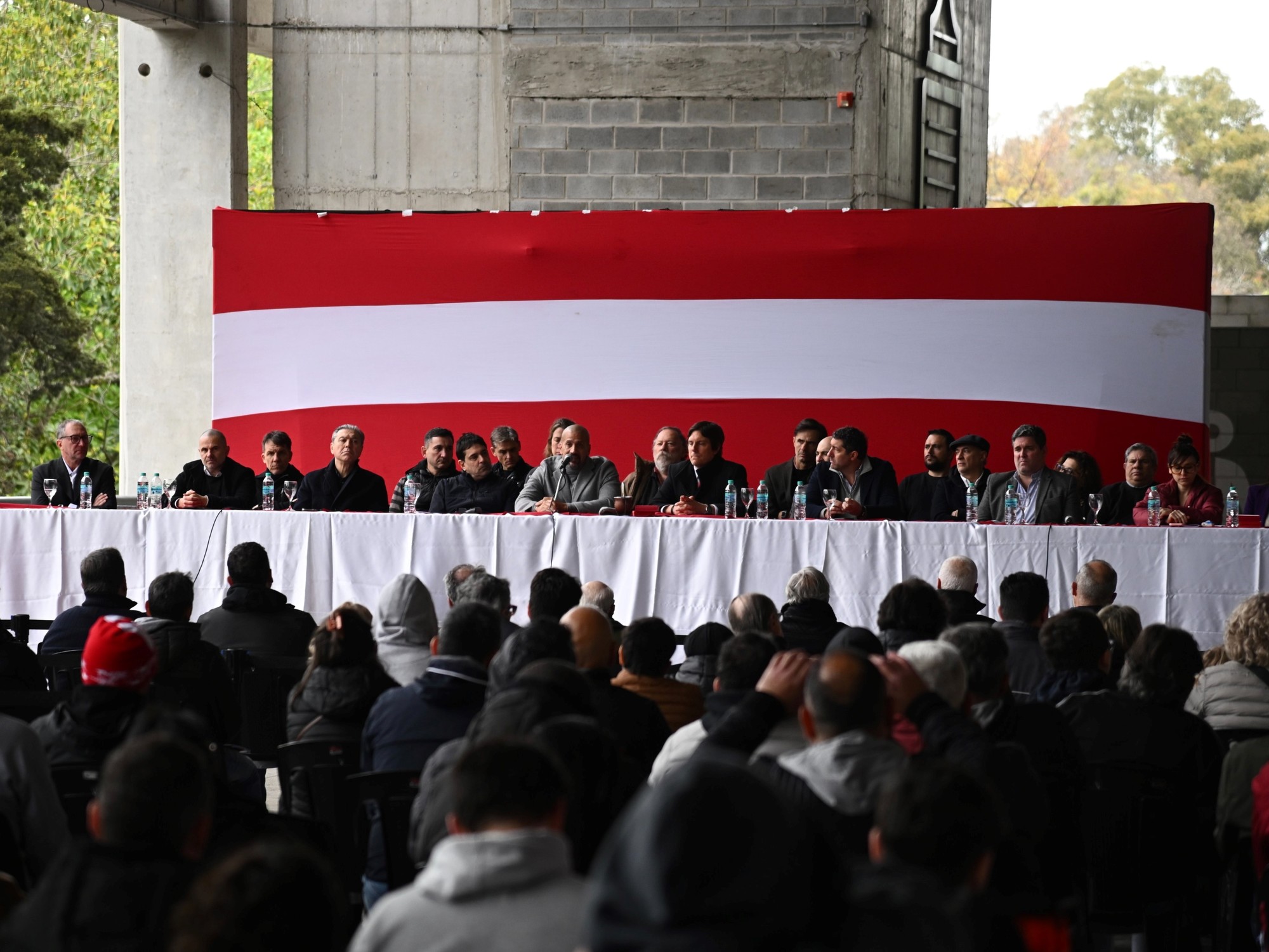 Verón rompió el silencio: habló de su sanción, de la «injusticia» con Rojo y de su alianza con River contra la AFA