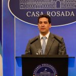 El Gobierno admitió que la economía crece menos de lo esperado, pero descartó cambios: «No va a haber plan platita»